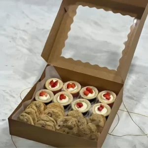 Love & Bake's Sample Box